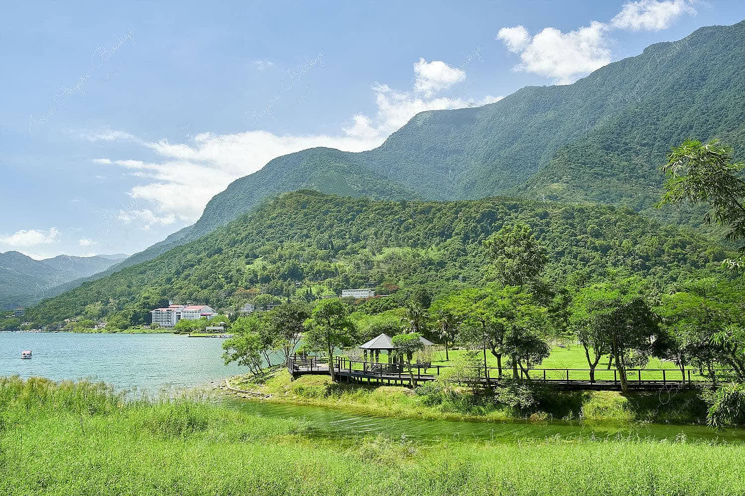 Carp Lake (Liyu Lake) in Hualien, Taiwan